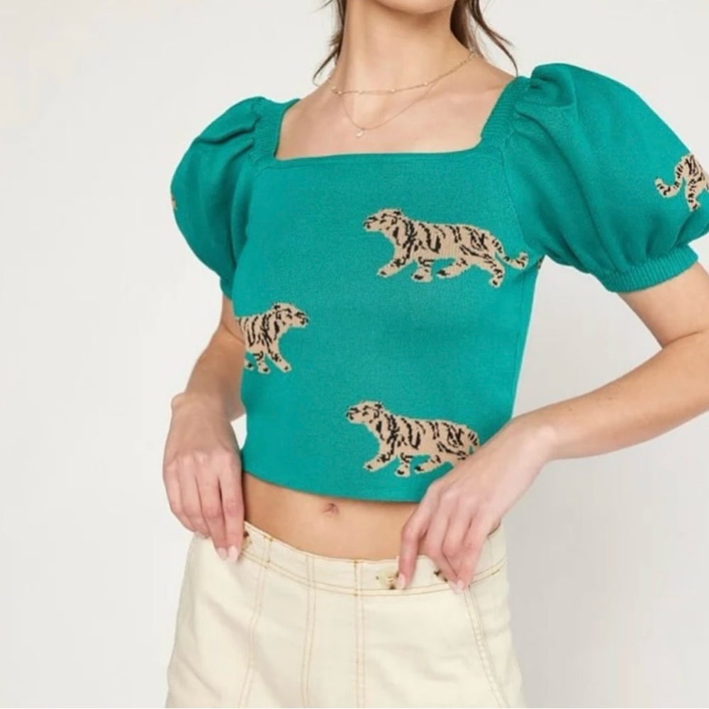 Tiger Puff Sleeve Top (Green)